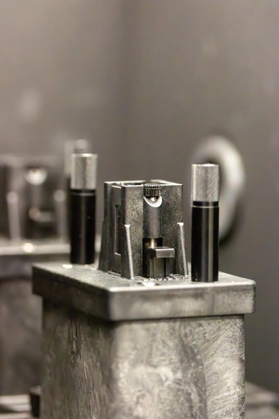 Cuvette holder in PE 1050