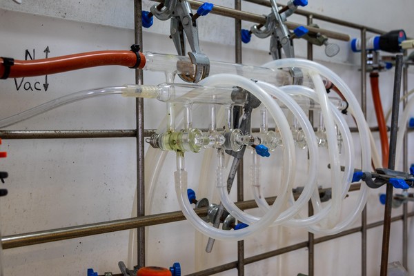 Schlenk line (some porphyrin?)